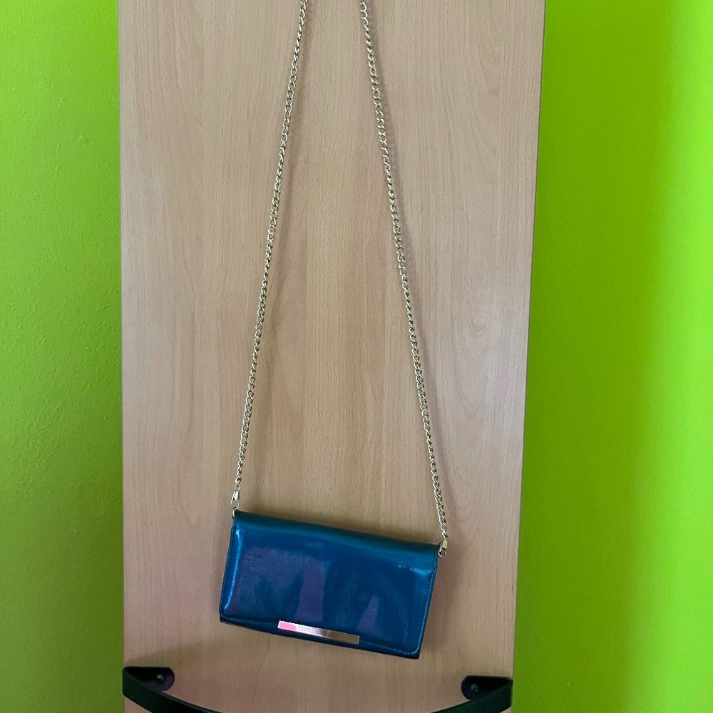 NWOT - never used - beautiful blue metallic evening clutch